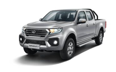 سيارة نقل تايوتا دبل كابينة